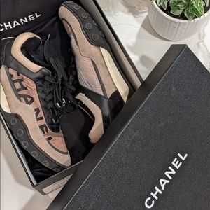 Chanel Sneakers 36.5